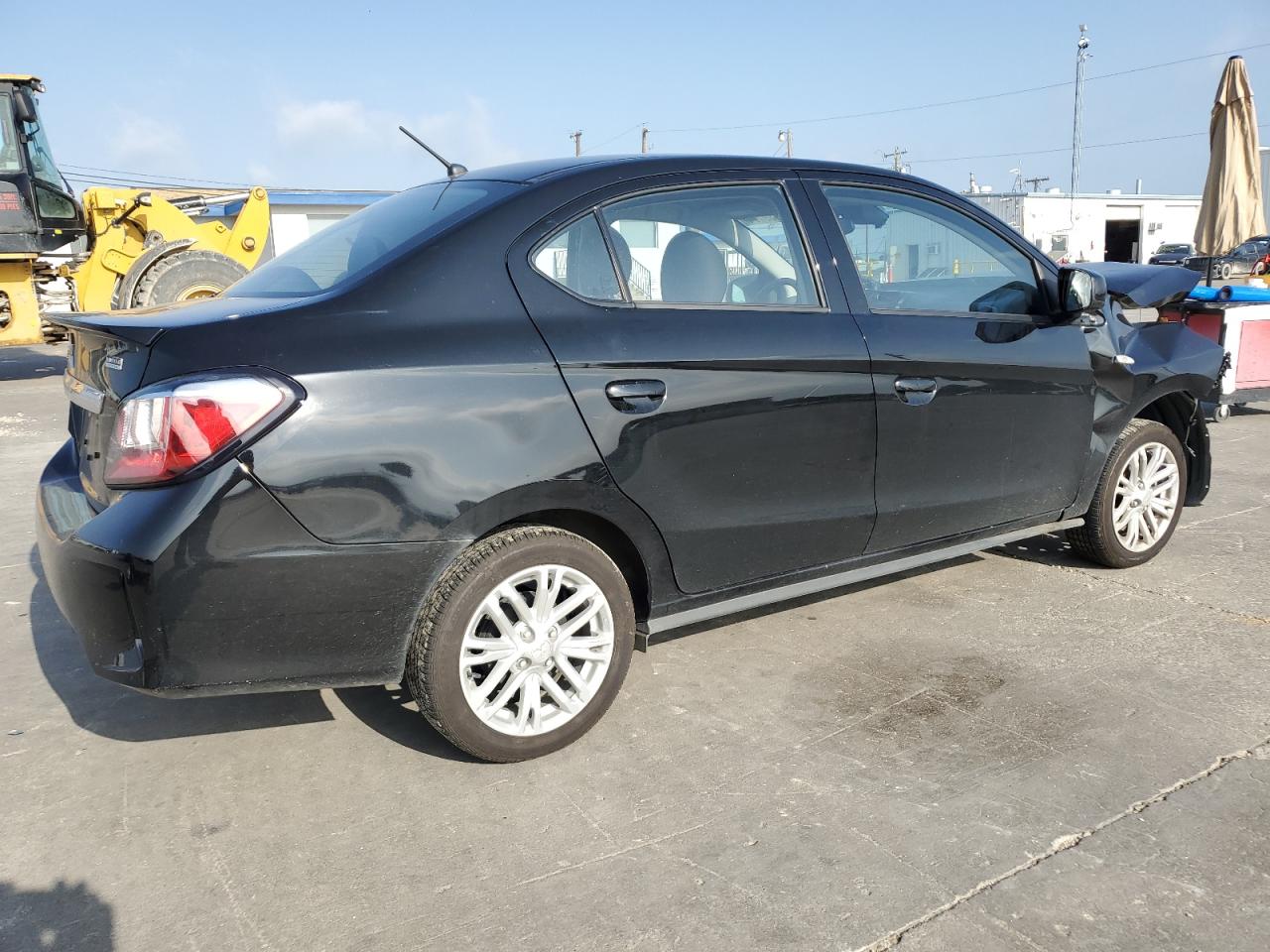 Photo 2 VIN: ML32FUFJ9RHF01326 - MITSUBISHI MIRAGE 