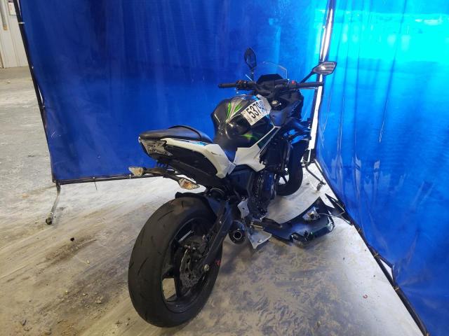 Photo 3 VIN: ML5EXEN16NDA50768 - KAWASAKI EX650 N 