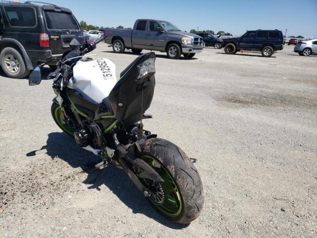 Photo 2 VIN: ML5ZRDF17MDA46697 - KAWASAKI ZR900 F 