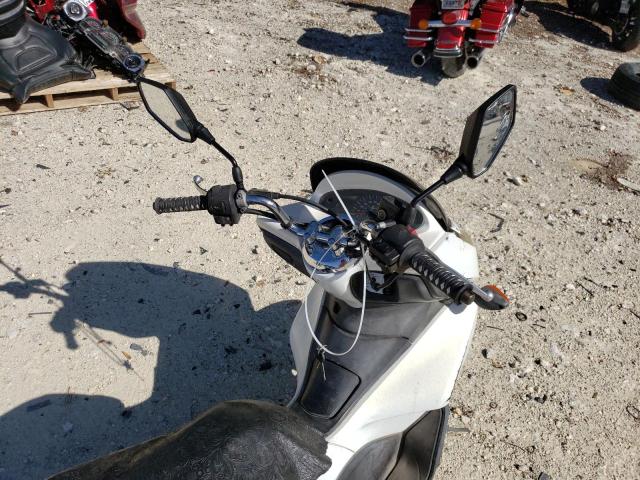 Photo 4 VIN: MLHJF2806B5000767 - HONDA PCX 