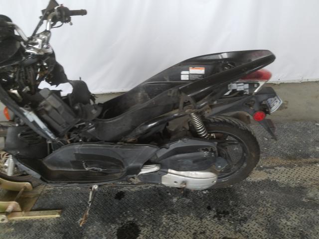 Photo 8 VIN: MLHKF1212D5006777 - HONDA PCX 150 