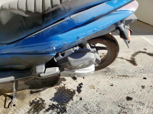 Photo 6 VIN: MLHKF1216D5002201 - HONDA PCX 150 