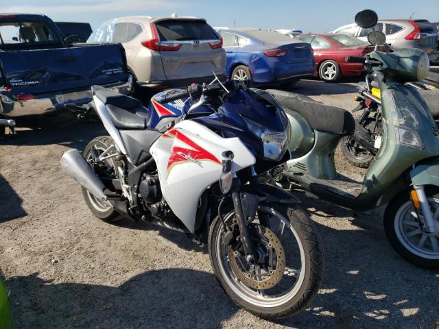 Photo 0 VIN: MLHMC4102C5200266 - HONDA CBR250 R 