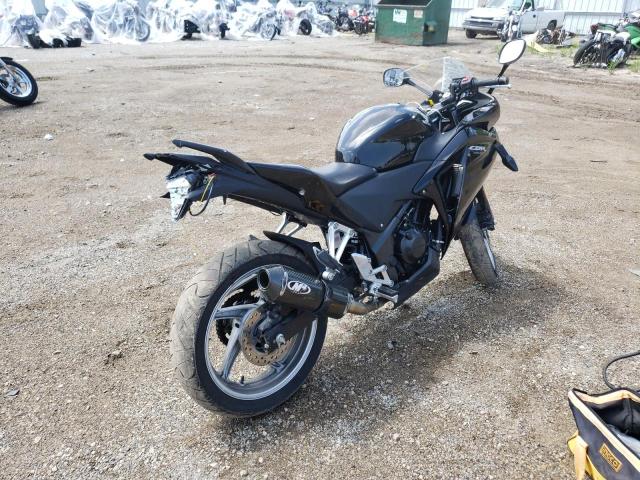 Photo 3 VIN: MLHMC4107C5208508 - HONDA CBR250 R 