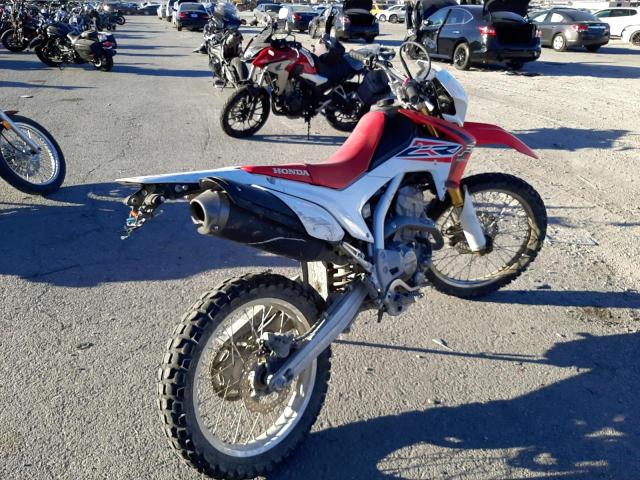 Photo 3 VIN: MLHMD3810F5200020 - HONDA CRF250 L 