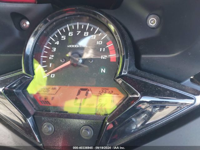 Photo 6 VIN: MLHNC5102M5700004 - HONDA CBR300 