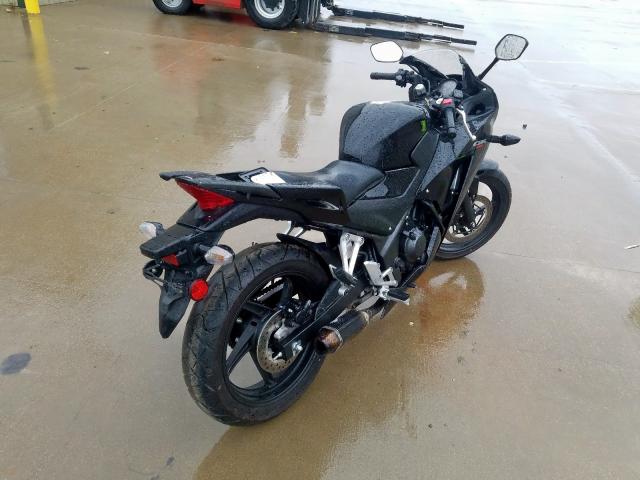 Photo 3 VIN: MLHNC5103G5201457 - HONDA CBR300 R 