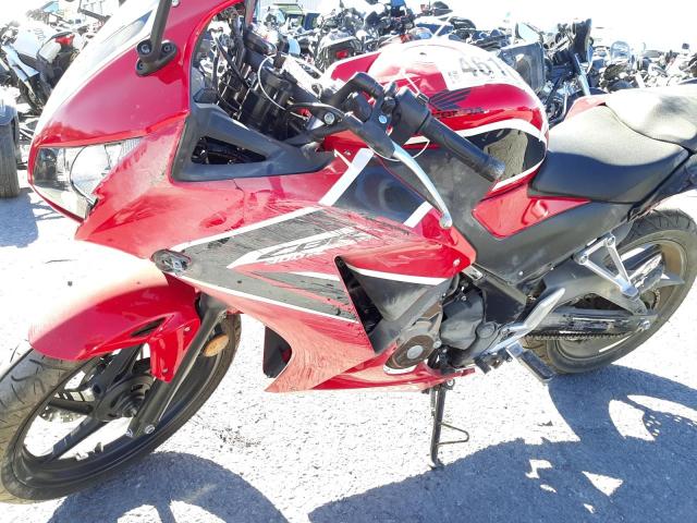 Photo 8 VIN: MLHNC5106J5400719 - HONDA CBR300 R 