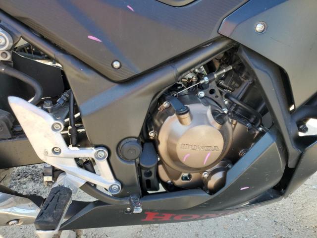 Photo 6 VIN: MLHNC5109L5600030 - HONDA CBR300 R 