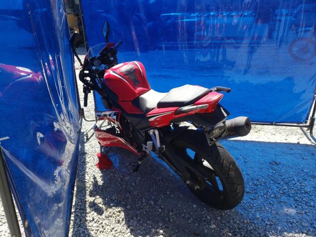 Photo 2 VIN: MLHNC5109M5700968 - HONDA CBR300 R 