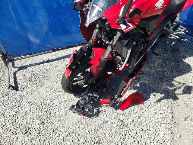 Photo 8 VIN: MLHNC5109M5700968 - HONDA CBR300 R 