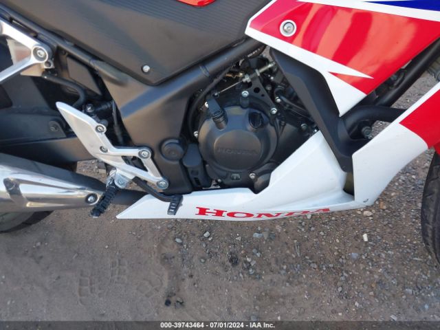 Photo 8 VIN: MLHNC5159F5100868 - HONDA CBR300 