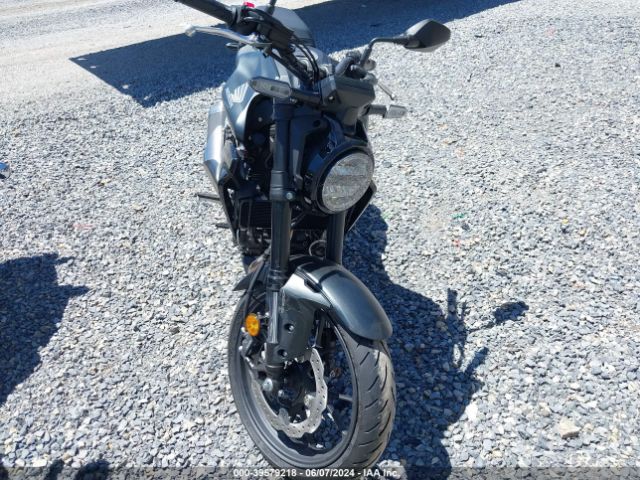 Photo 4 VIN: MLHNC5550R5401026 - HONDA CB300R 