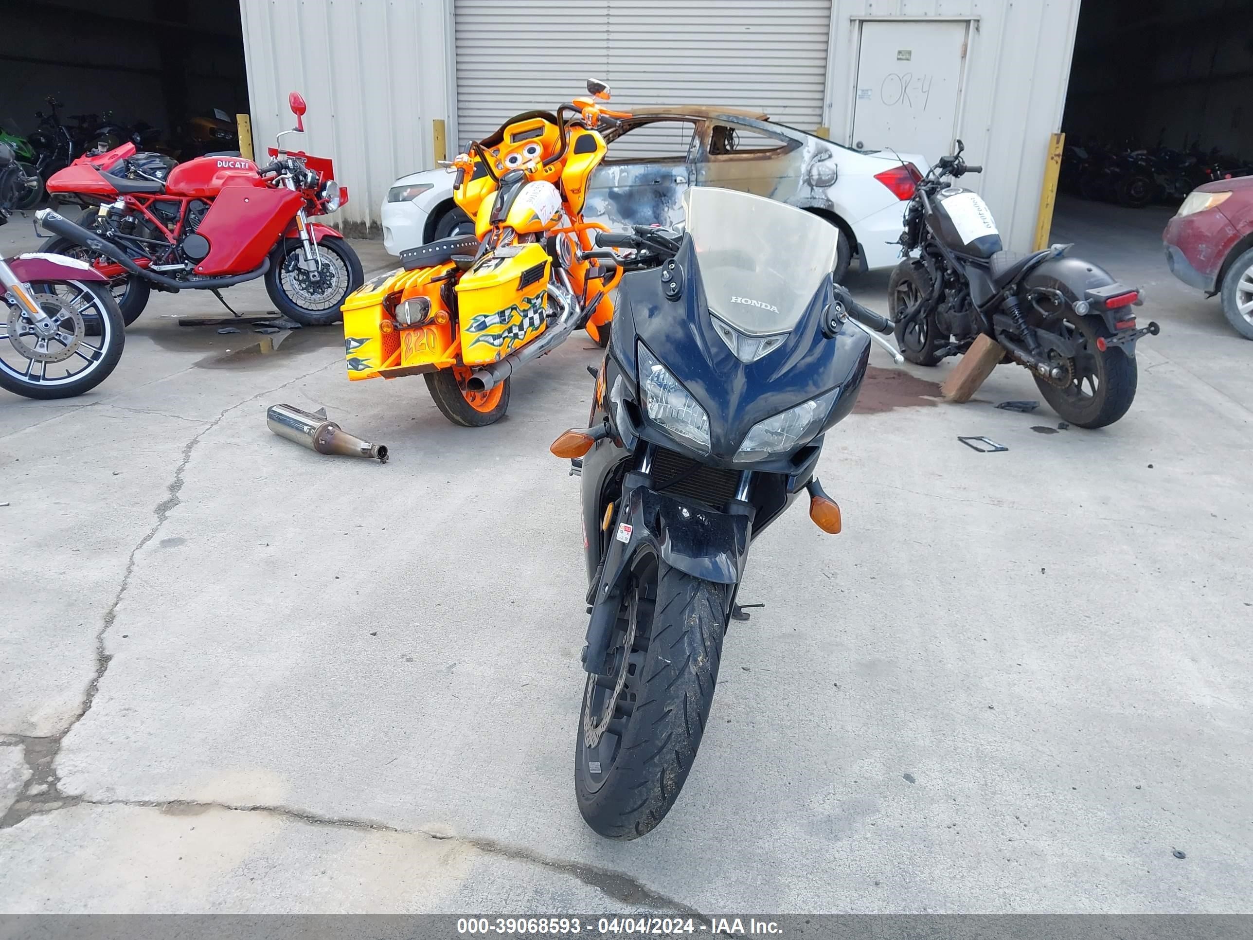 Photo 4 VIN: MLHPC4462E5100894 - HONDA NULL 