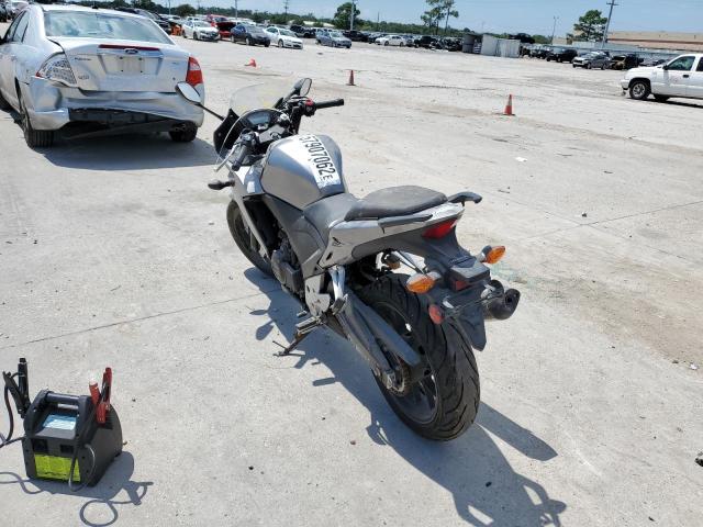 Photo 2 VIN: MLHPC4464F5200075 - HONDA CBR500 R 