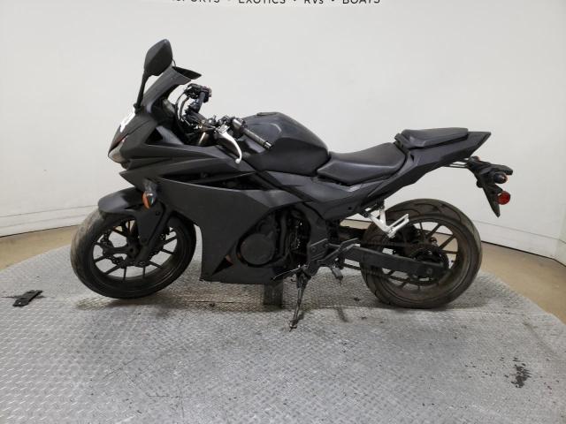 Photo 2 VIN: MLHPC4464H5401087 - HONDA CBR500 R 