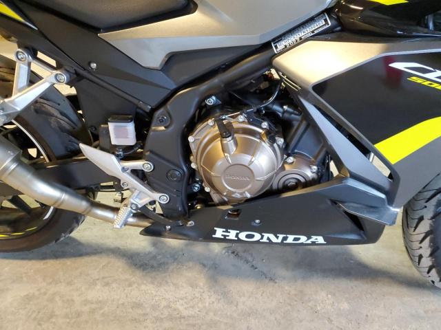 Photo 6 VIN: MLHPC6257N5300403 - HONDA CBR500 RA 