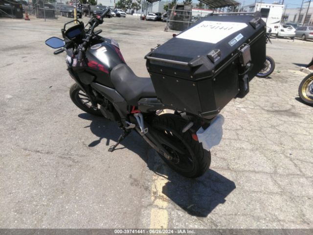 Photo 2 VIN: MLHPC6456M5200191 - HONDA CB500 