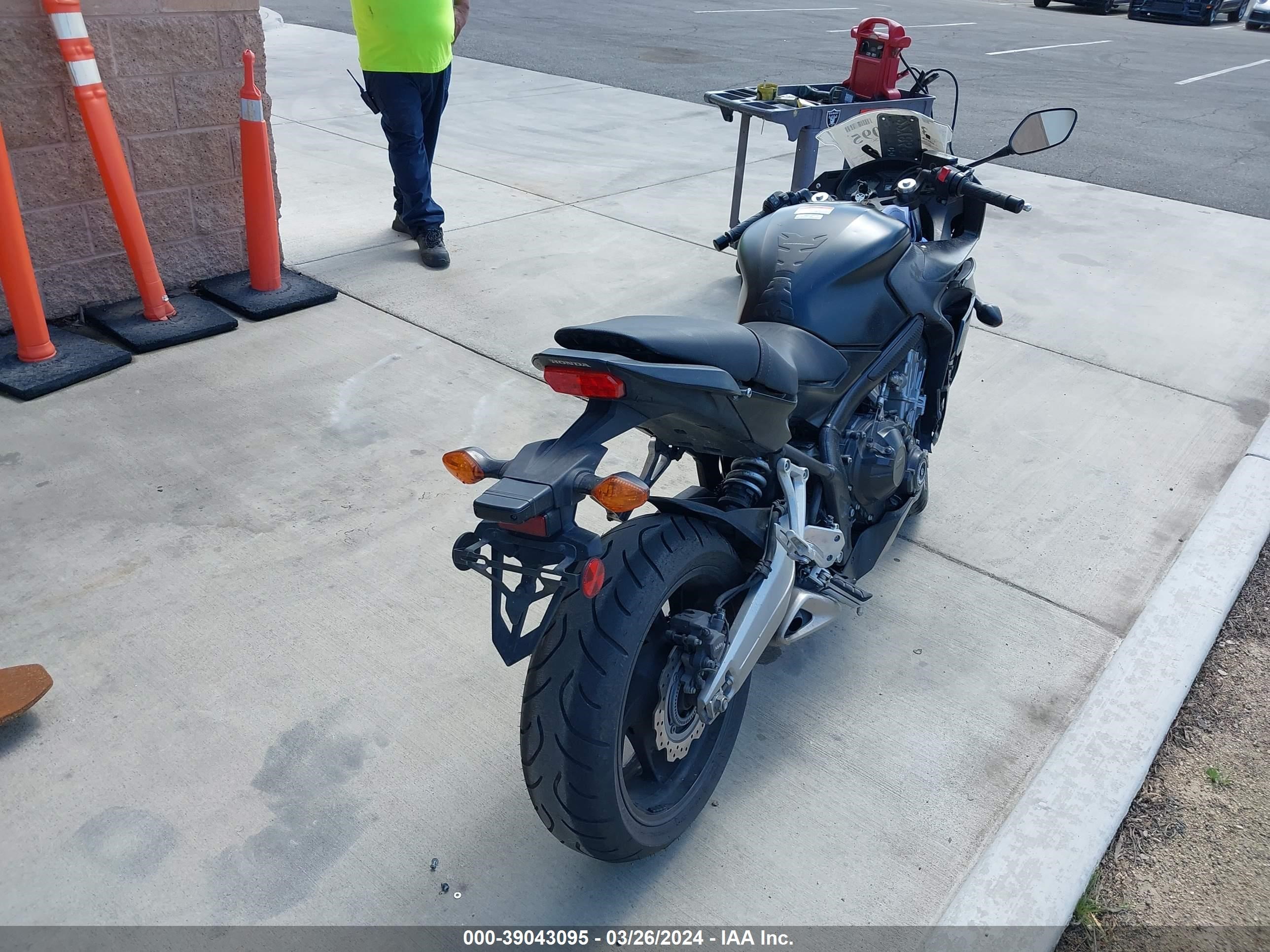 Photo 3 VIN: MLHRC745XG5200049 - HONDA NULL 