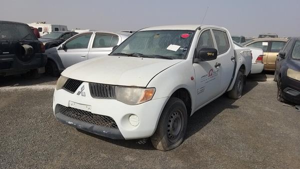 Photo 3 VIN: MMBJNKA407D102379 - MITSUBISHI L200 