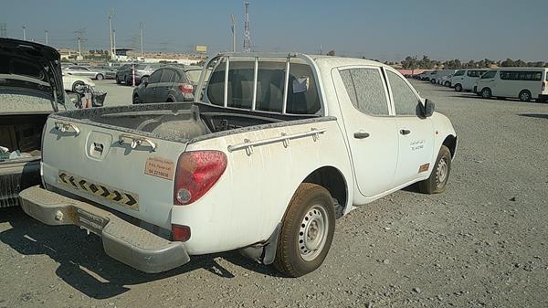 Photo 6 VIN: MMBJNKA507D061028 - MITSUBISHI PICK UP 