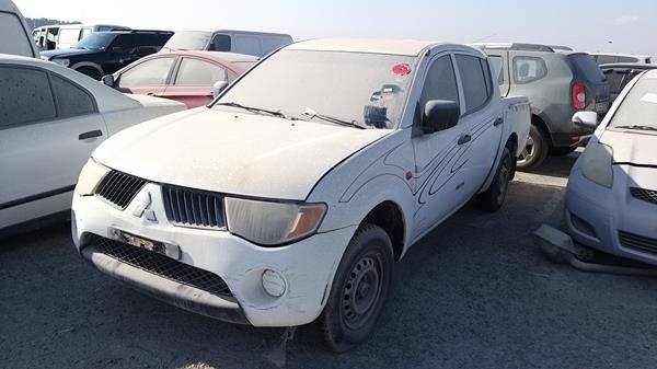 Photo 3 VIN: MMBJNKA507D129336 - MITSUBISHI L200 