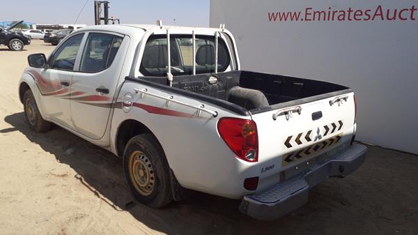 Photo 6 VIN: MMBJNKA50BD038884 - MITSUBISHI L200 