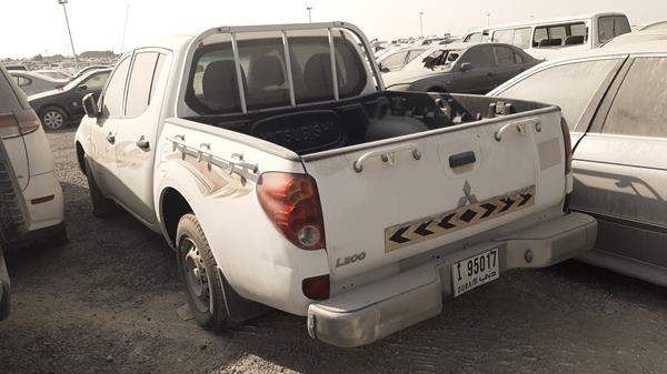 Photo 3 VIN: MMBJNKA50DD026436 - MITSUBISHI L200 