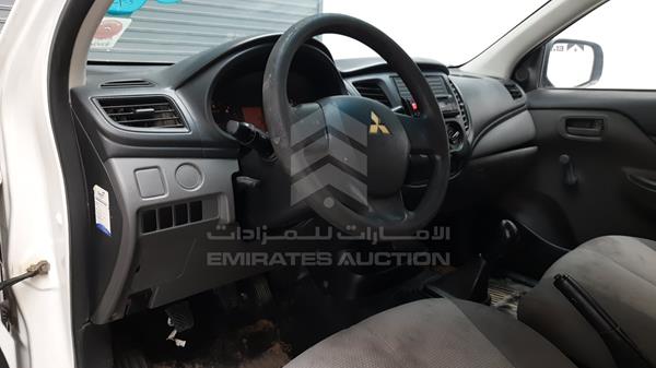 Photo 13 VIN: MMBJNKJ30GH045283 - MITSUBISHI L 200 