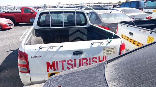 Photo 5 VIN: MMBJNKJ40GH034236 - MITSUBISHI L 200 