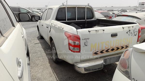 Photo 7 VIN: MMBJNKJ40GH046685 - MITSUBISHI L 200 