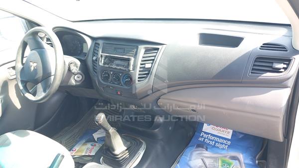 Photo 23 VIN: MMBJNKJ40GH047057 - MITSUBISHI L 200 