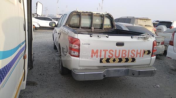 Photo 4 VIN: MMBJNKJ40GH054423 - MITSUBISHI L 200 