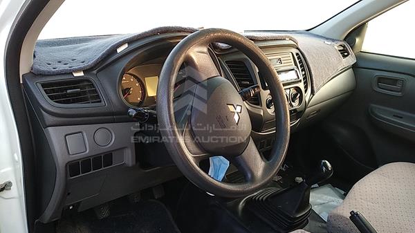 Photo 9 VIN: MMBJNKJ40GH054423 - MITSUBISHI L 200 