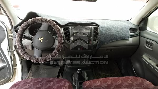 Photo 13 VIN: MMBJNKJ40GH059137 - MITSUBISHI L 200 