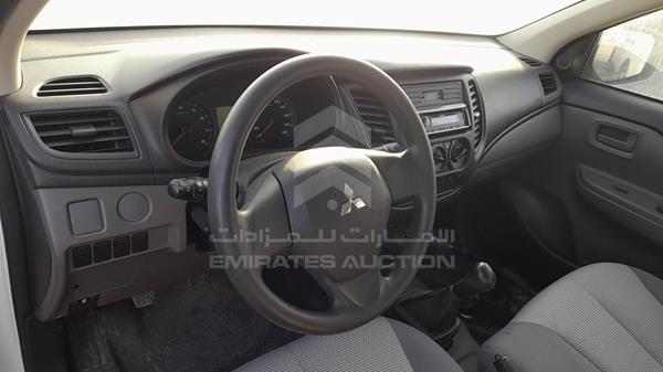 Photo 13 VIN: MMBJNKJ40GH072409 - MITSUBISHI L 200 