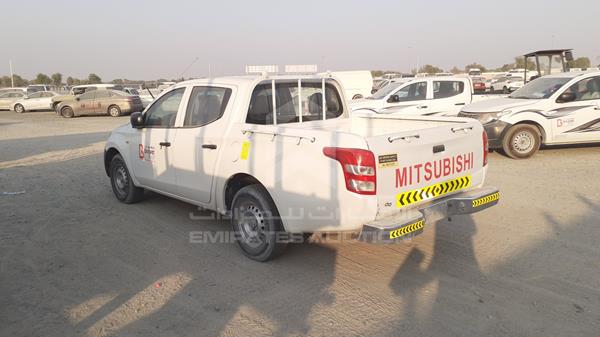 Photo 3 VIN: MMBMG35H4GH008055 - MITSUBISHI L 200 