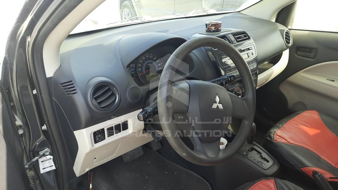 Photo 10 VIN: MMBXTA03AEH015885 - MITSUBISHI MIRAGE 