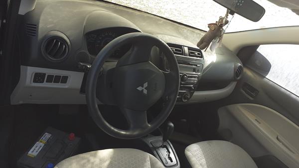 Photo 13 VIN: MMBXTA03AEH015886 - MITSUBISHI MIRAGE 