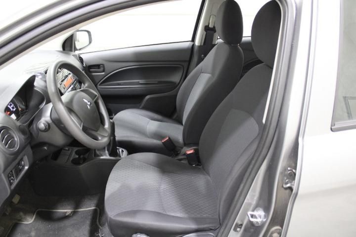 Photo 10 VIN: MMCXNA05AJH001593 - MITSUBISHI MIRAGE HATCHBACK 