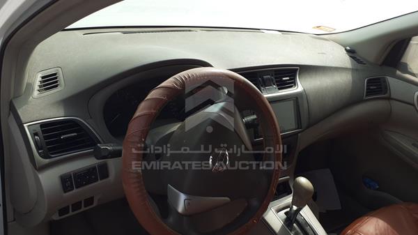 Photo 13 VIN: MNTBC2C90F6007793 - NISSAN TIIDA 