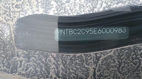 Photo 2 VIN: MNTBC2C95E6000983 - NISSAN TIIDA 