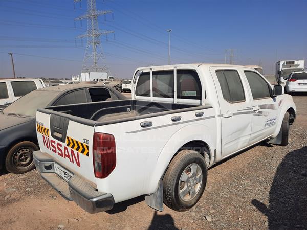 Photo 3 VIN: MNTBD03S8C6040069 - NISSAN NAVARA 