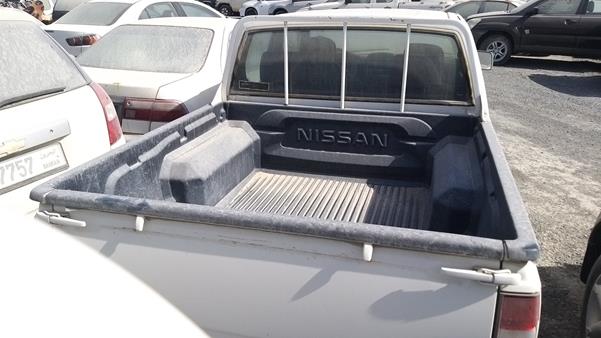 Photo 5 VIN: MNTDD23SXC6030020 - NISSAN PICKUP 