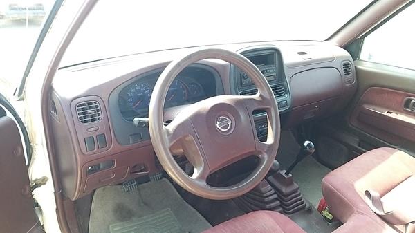 Photo 11 VIN: MNTDD23Y4C6003481 - NISSAN PICKUP 