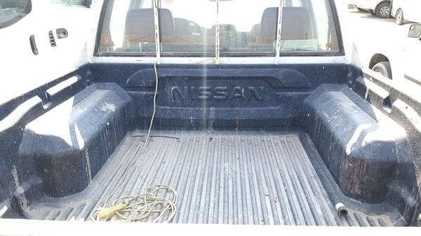 Photo 20 VIN: MNTDD23Y4C6003481 - NISSAN PICKUP 