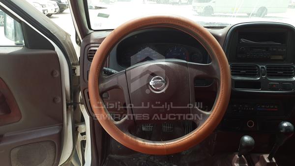 Photo 14 VIN: MNTDD23Y8C6003709 - NISSAN PICKUP 