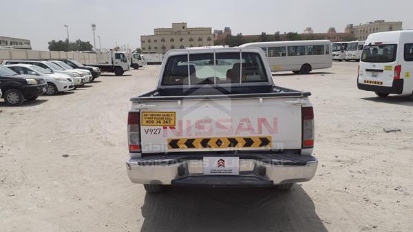 Photo 8 VIN: MNTDD23Y8C6003709 - NISSAN PICKUP 