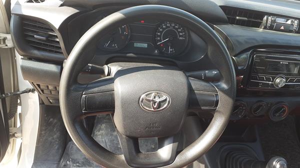 Photo 13 VIN: MR0CX8CB1J0420485 - TOYOTA HILUX 