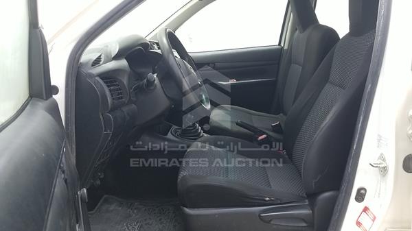 Photo 10 VIN: MR0CX8CD4J0693101 - TOYOTA HILUX 